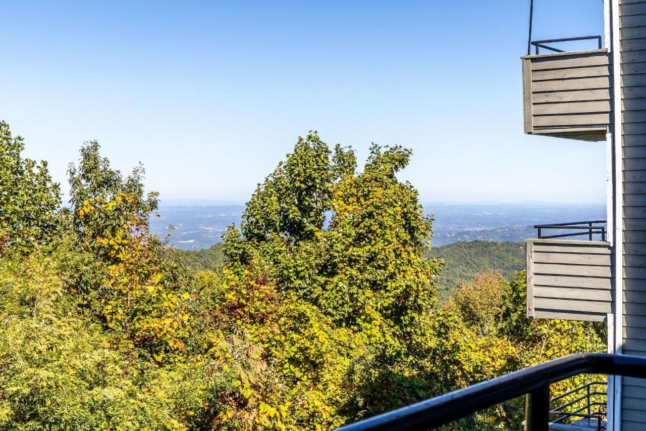 Wow Views!!-Mountain Escape-Outdoor Pool-Close To Downtown-Wifi-Cable-Private Balcony แกตลิงเบิร์ก ภายนอก รูปภาพ